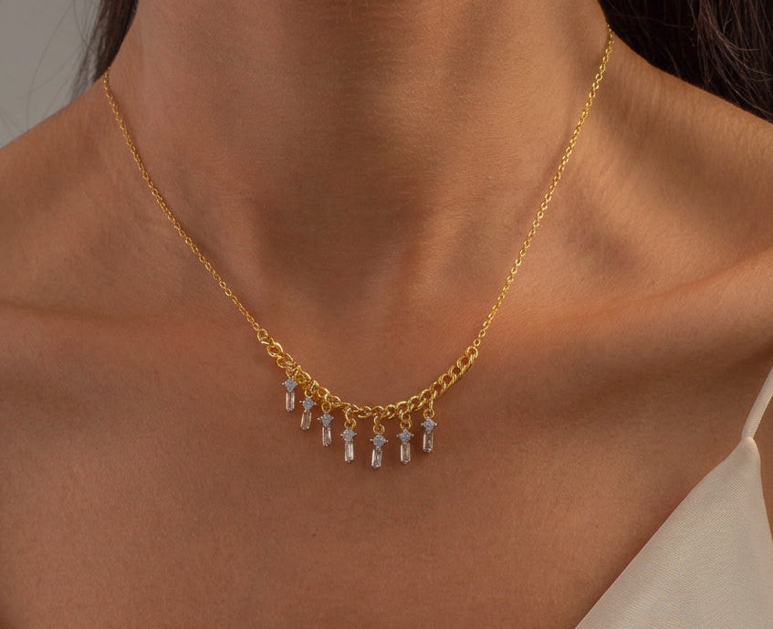 Dangling Necklace