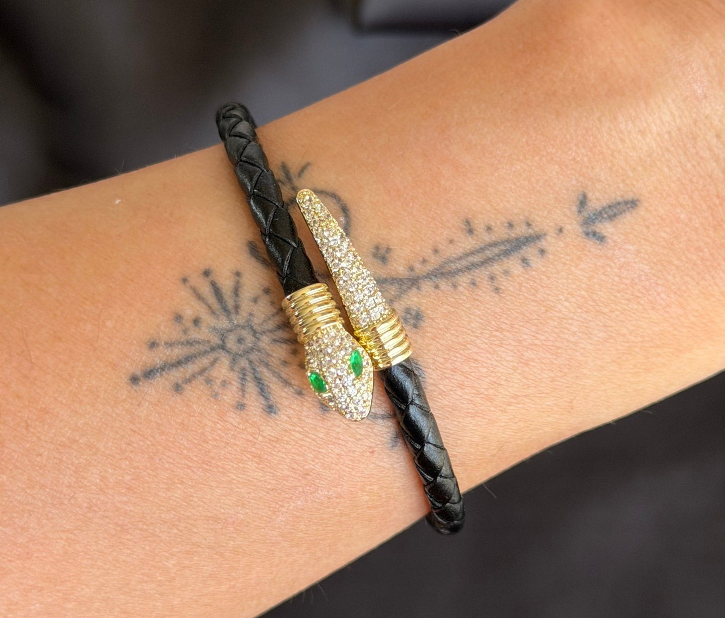 Leather Bangle 04