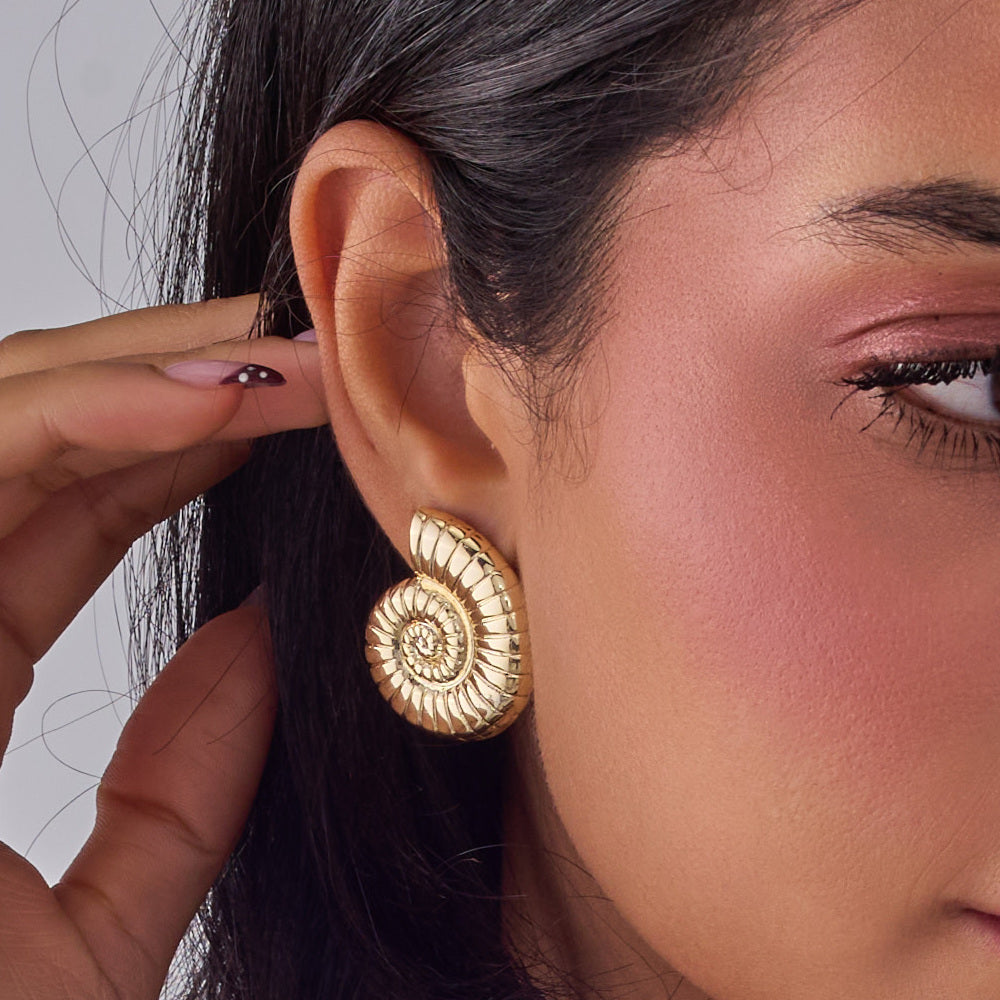 Shell Earring