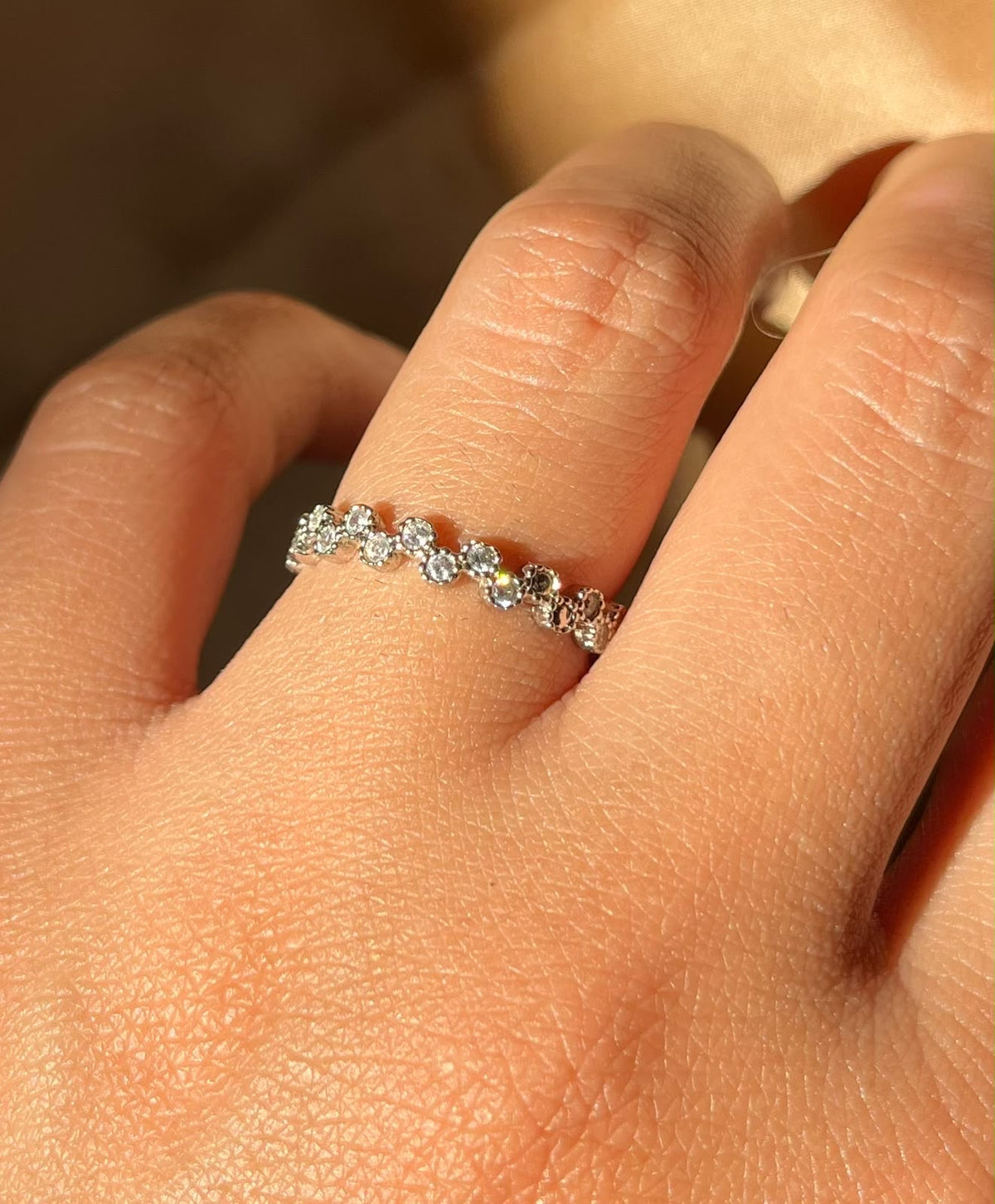 Dainty band