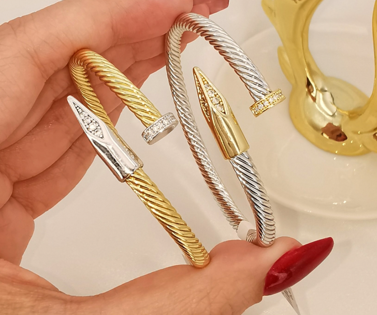 Nail Dome Bangle