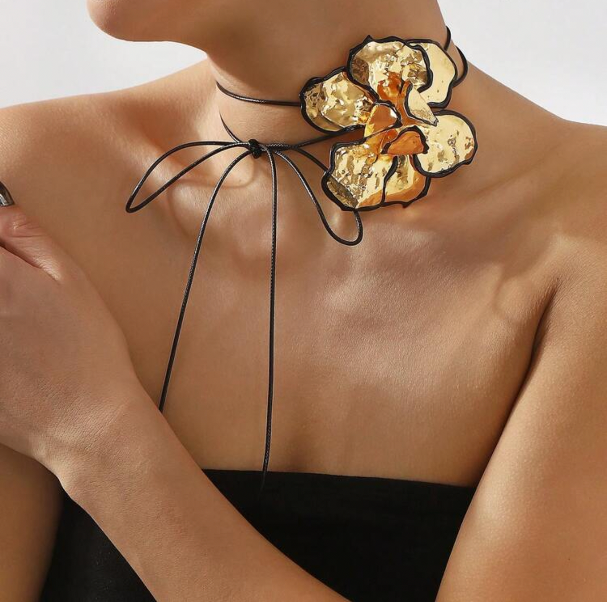 Gold Flower Choker