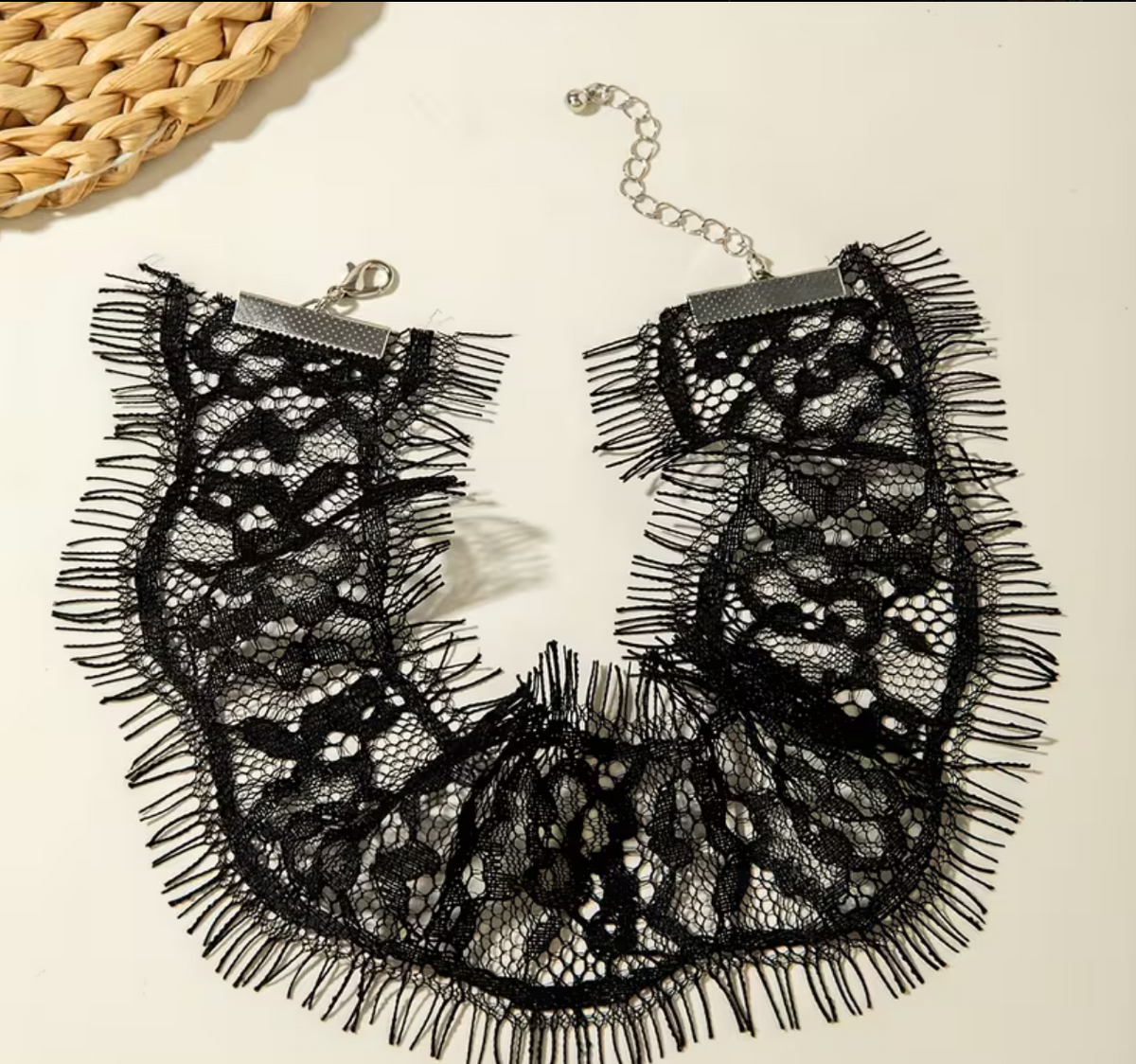 Lace Choker