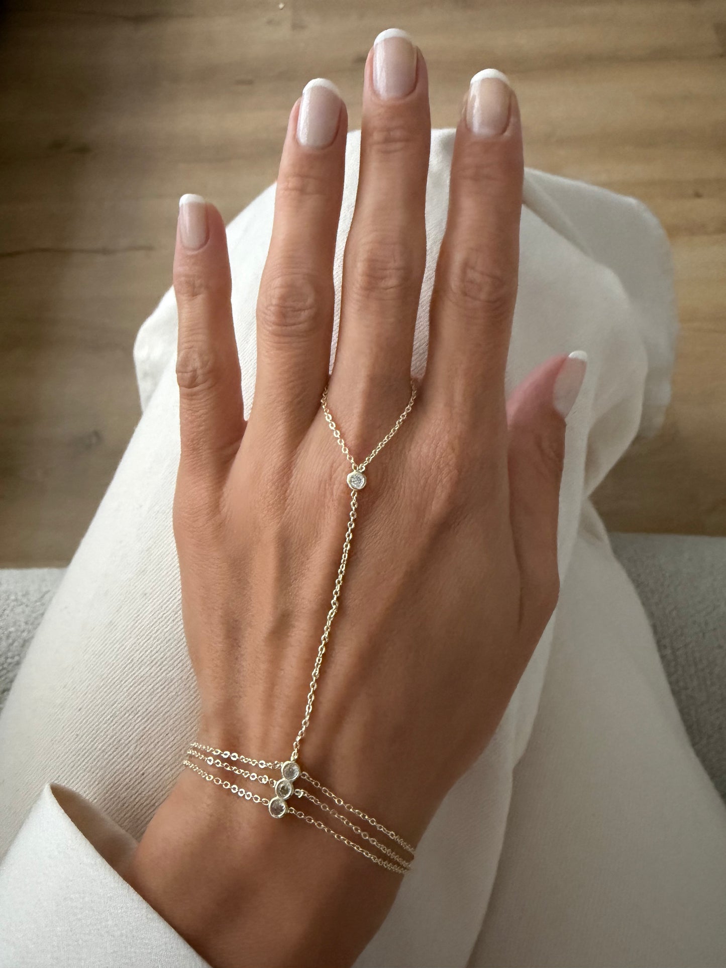 Hand Chain - 37