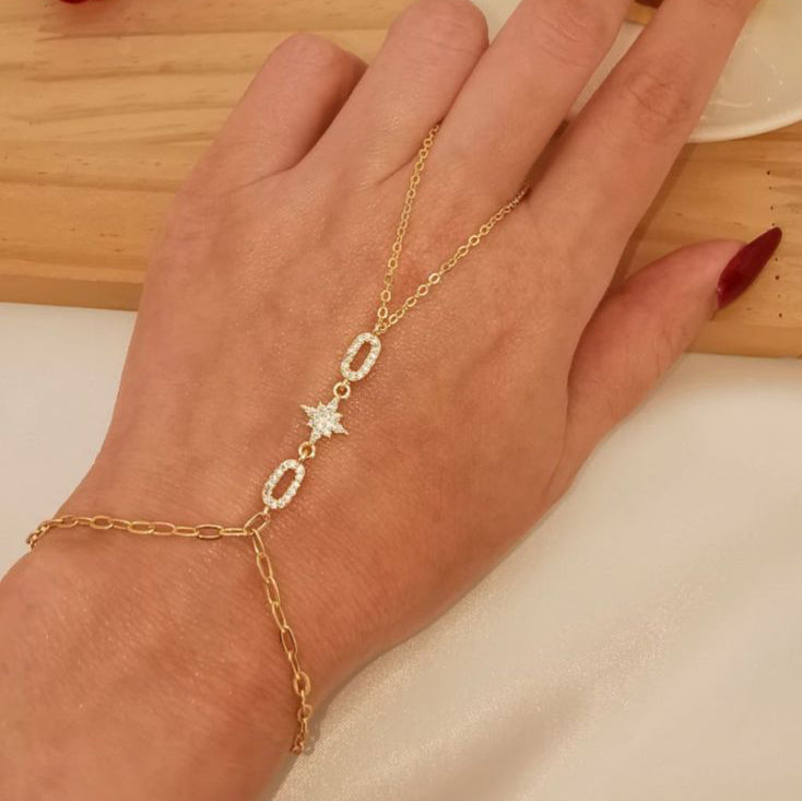 Hand Chain - 17