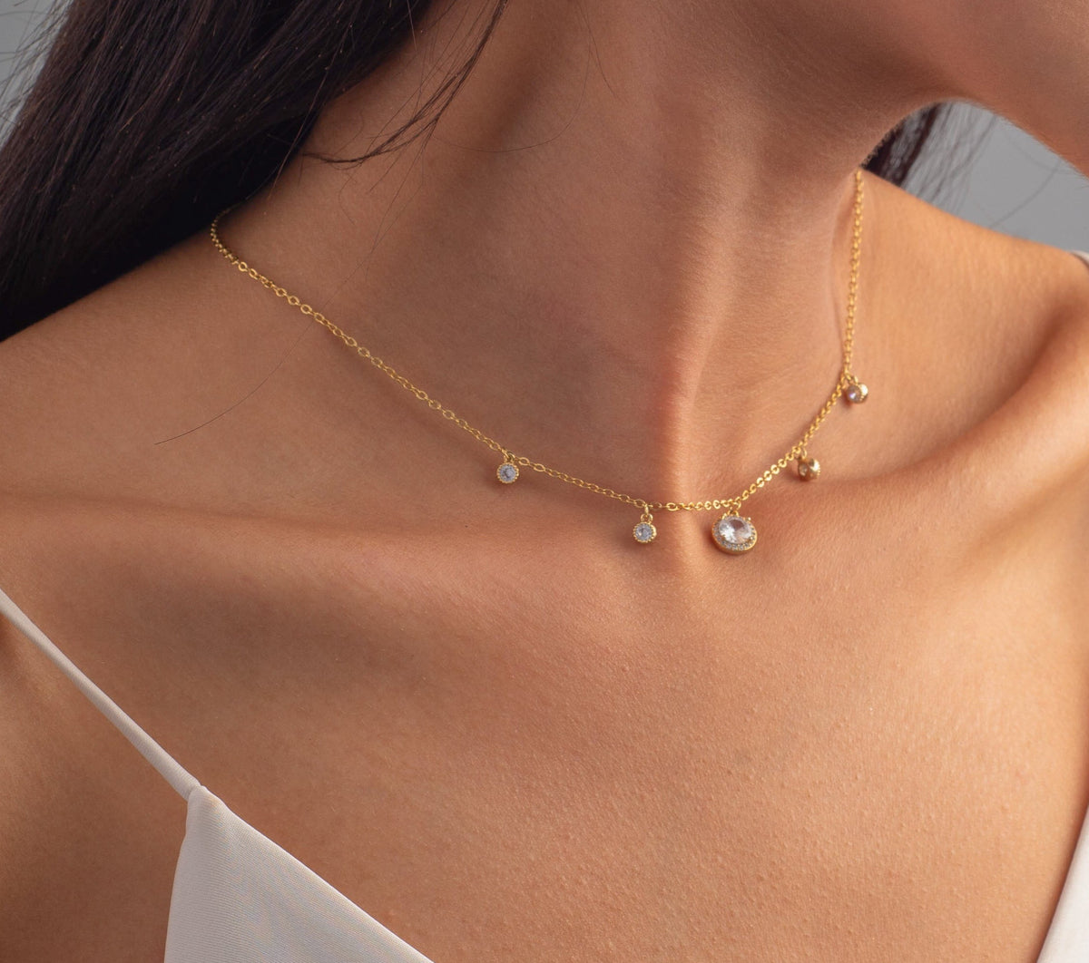 Dangling Choker