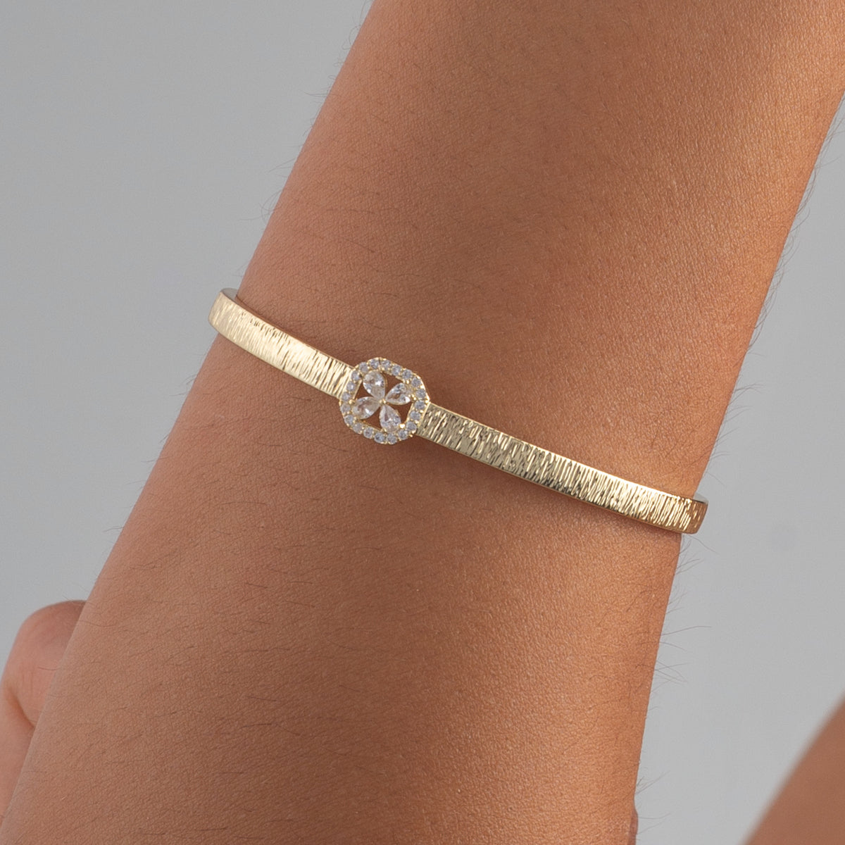 Mini Flower Bangle