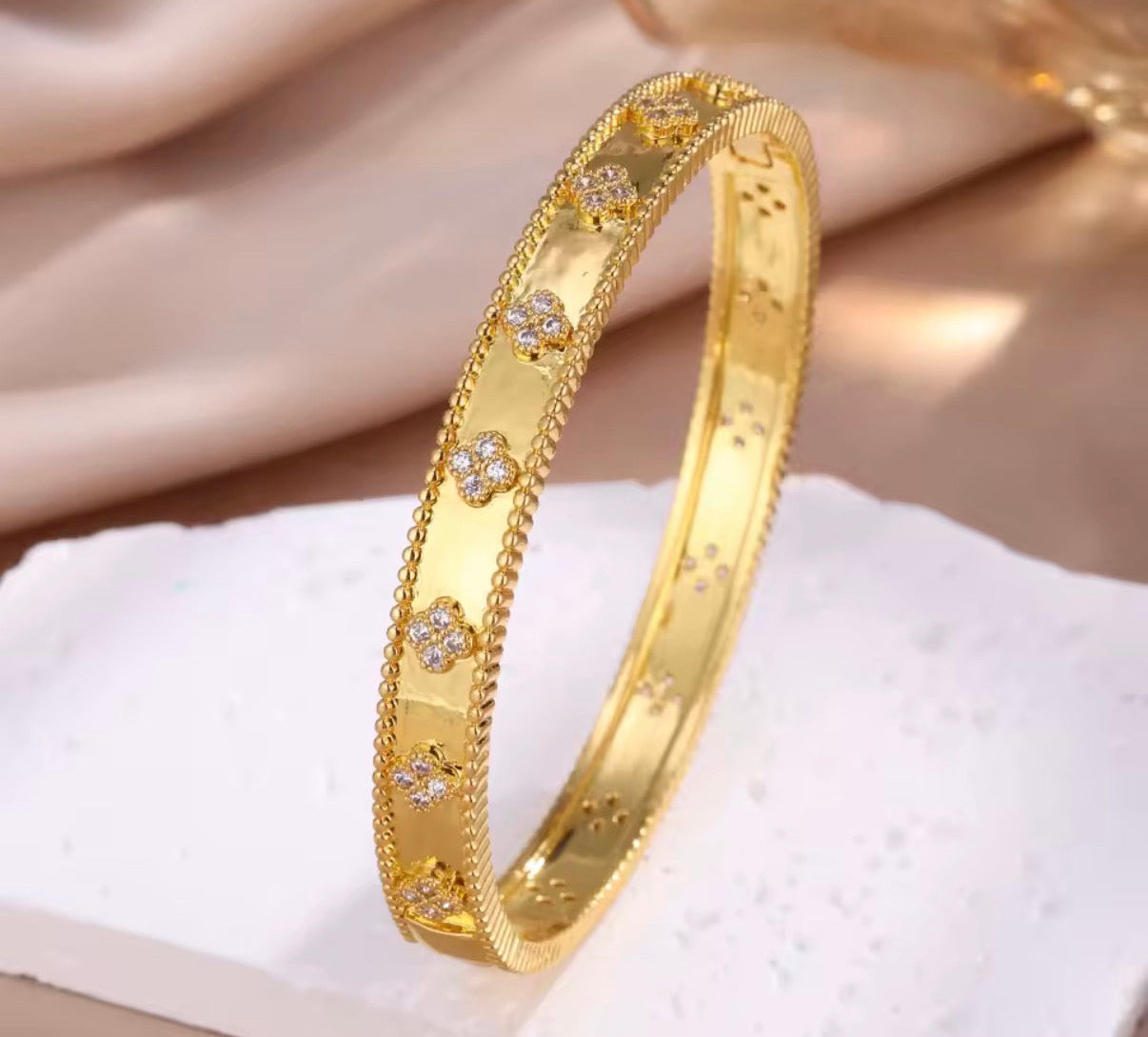 Van Cleef Bangle
