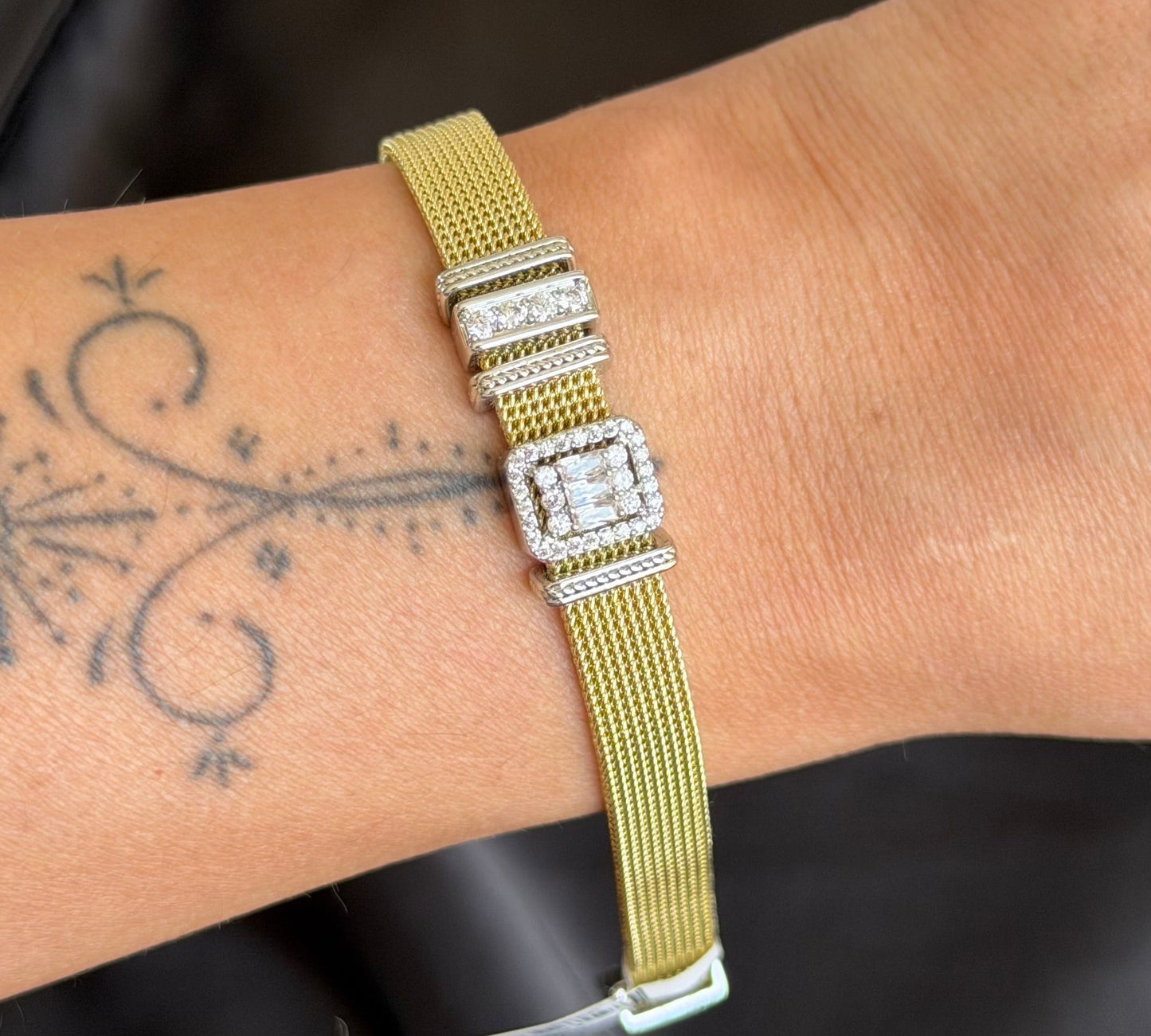 Gold Mesh Magnetic Strap