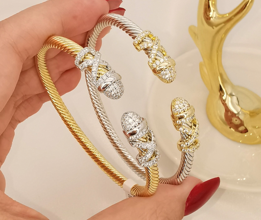 Swirl Opened Dome Bangle