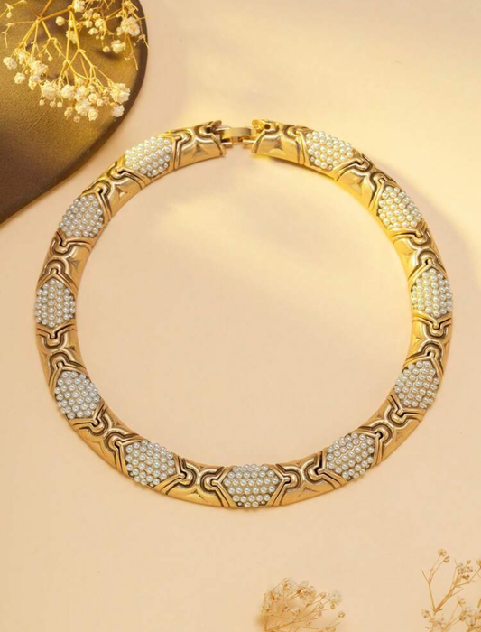 Pearl Snake Collier