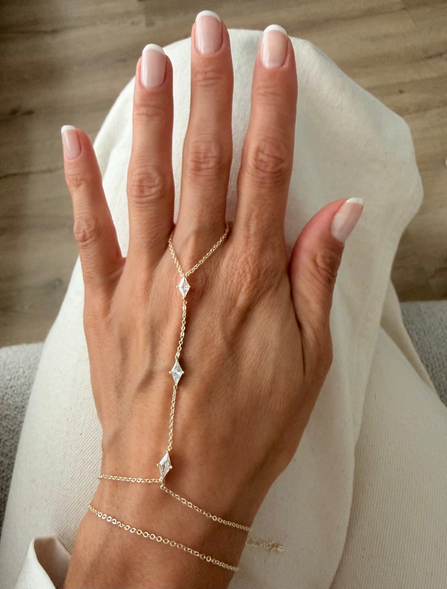 Hand Chain - 30
