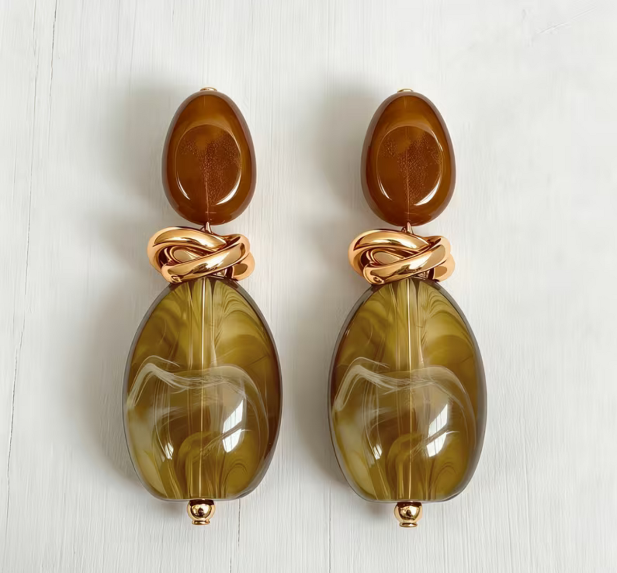 Twist-Knot Earring