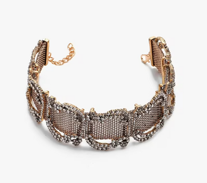 The Royale Choker