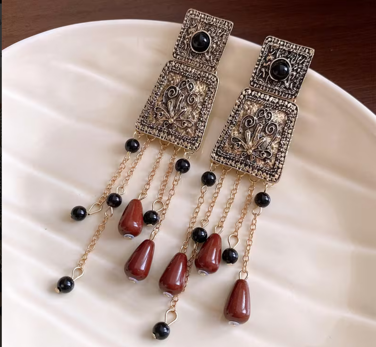 Vintage Palace Earring
