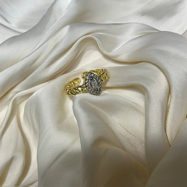 Marquis Ring