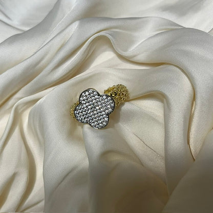 Chunky Van Cleef Ring